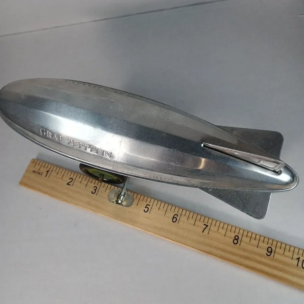 2004 Old Navy Aluminum Airship Graf Zeppelin Wind-Up Toy in Original Box WORKS!